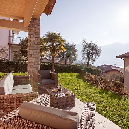 Ossuccio Grande C Home With Pool Sleeps 12 By Italian Apartments Como Eksteriør bilde