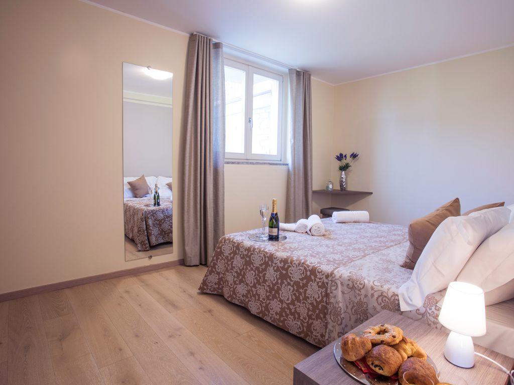 Ossuccio Grande C Home With Pool Sleeps 12 By Italian Apartments Como Eksteriør bilde