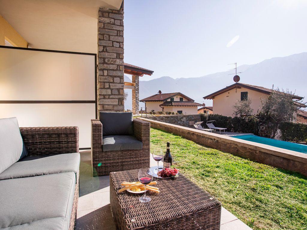 Ossuccio Grande C Home With Pool Sleeps 12 By Italian Apartments Como Eksteriør bilde