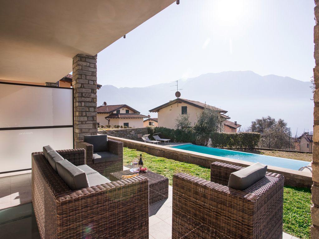 Ossuccio Grande C Home With Pool Sleeps 12 By Italian Apartments Como Eksteriør bilde