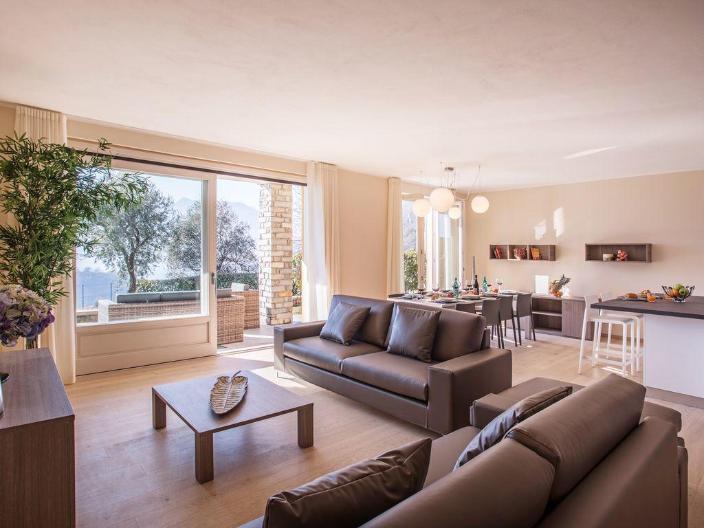 Ossuccio Grande C Home With Pool Sleeps 12 By Italian Apartments Como Eksteriør bilde
