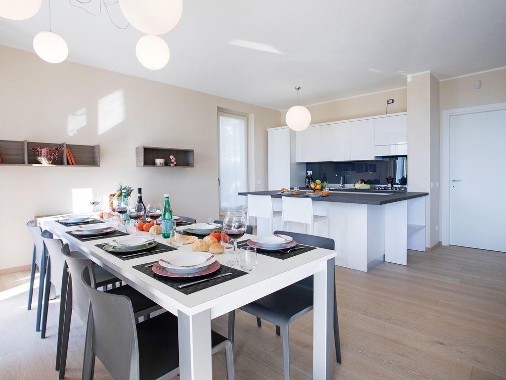 Ossuccio Grande C Home With Pool Sleeps 12 By Italian Apartments Como Eksteriør bilde