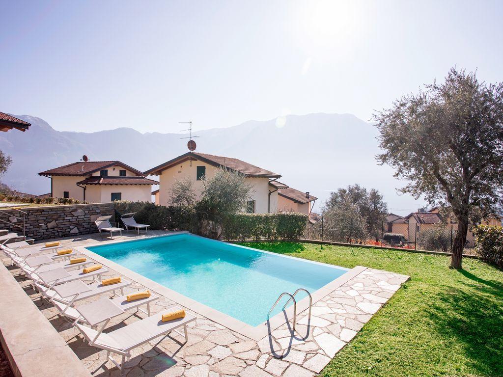 Ossuccio Grande C Home With Pool Sleeps 12 By Italian Apartments Como Eksteriør bilde
