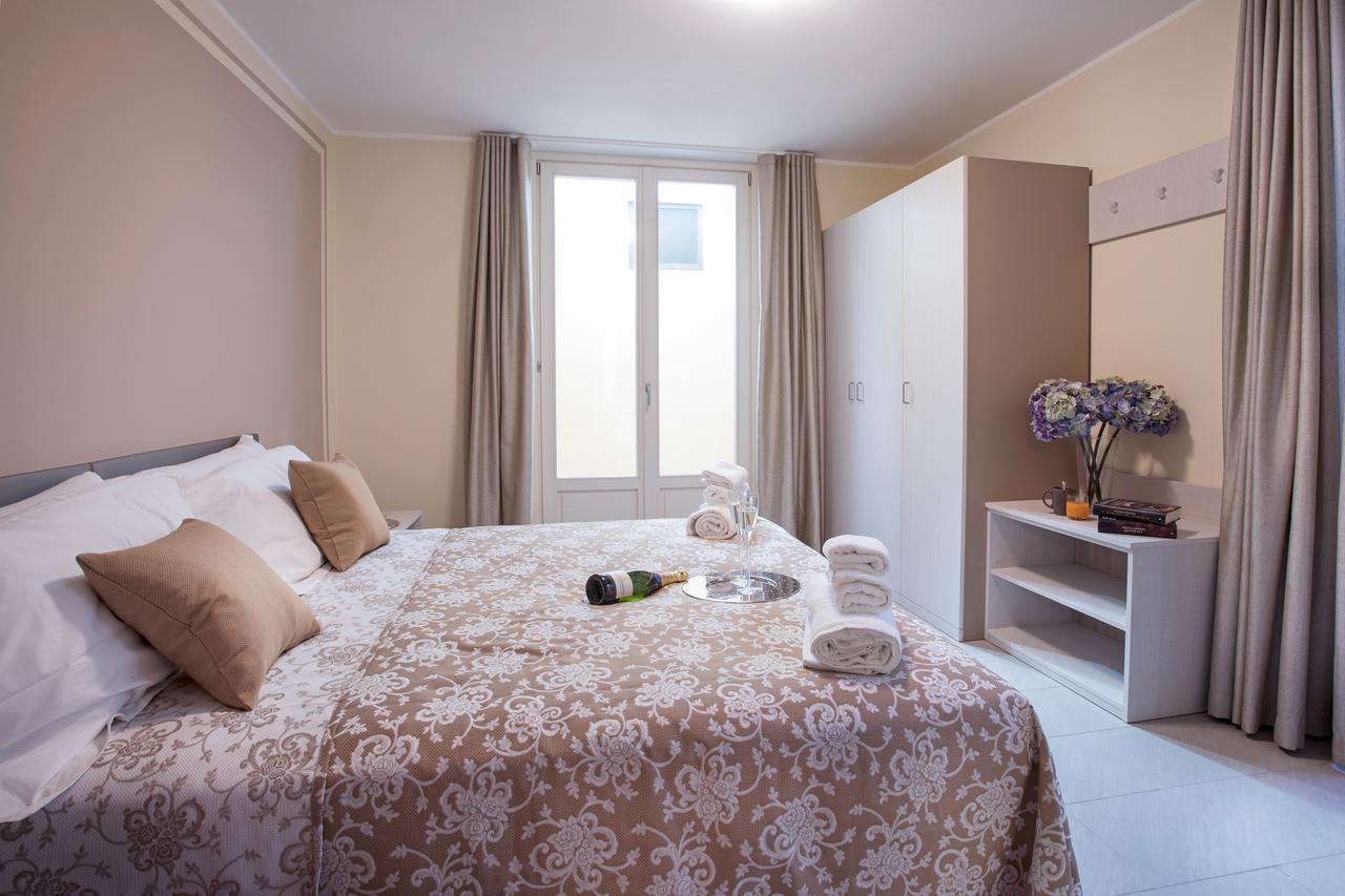 Ossuccio Grande C Home With Pool Sleeps 12 By Italian Apartments Como Eksteriør bilde