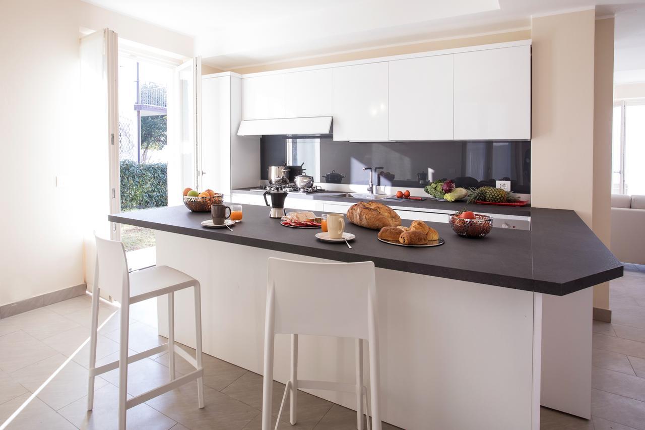 Ossuccio Grande C Home With Pool Sleeps 12 By Italian Apartments Como Eksteriør bilde